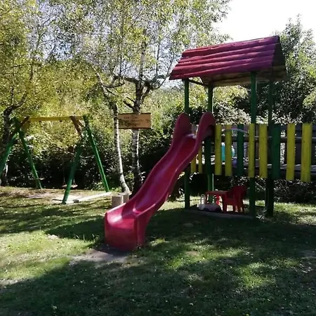 Kamp alanı Robinzonski Smjestaj 