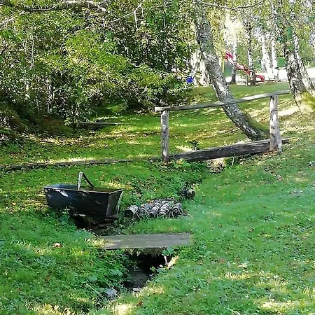 Kamp alanı Robinzonski Smjestaj 